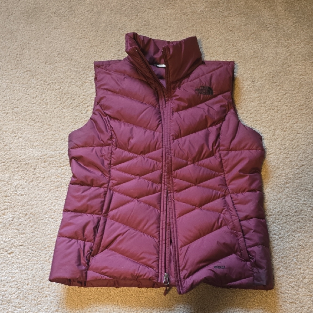 The North Face Women's Maroon Quilted Vest